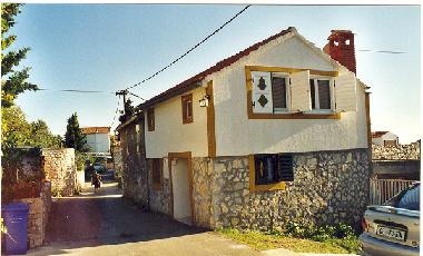 Maison de vacances �/en/au Murter (Sibensko-Kninska)ou appartement ou maison de vacances