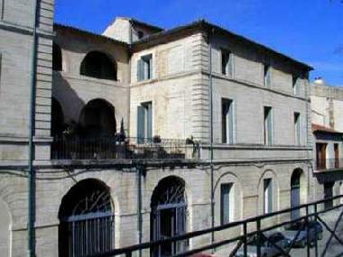 Appartement de vacances �/en/au Beaucaire (Gard)ou appartement ou maison de vacances