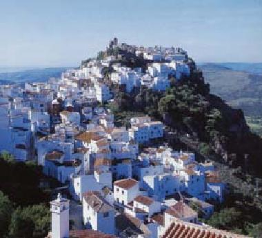 Maison de vacances �/en/au casares (M�laga)ou appartement ou maison de vacances