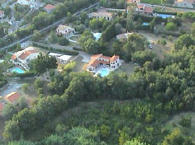 Maison de vacances �/en/au Laroque des alb�res (Pyr�n�es-Orientales)ou appartement ou maison de vacances