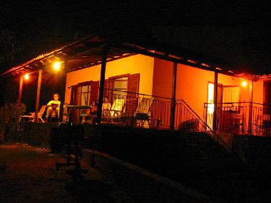 Maison de vacances �/en/au Skaloma (Monastiraki) (Fokida)ou appartement ou maison de vacances