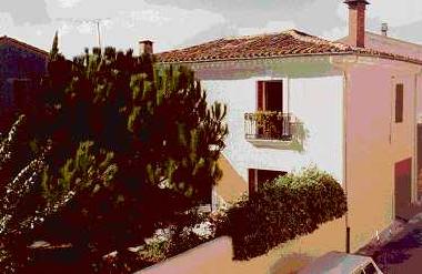 Maison de vacances �/en/au Pom�rols (H�rault)ou appartement ou maison de vacances
