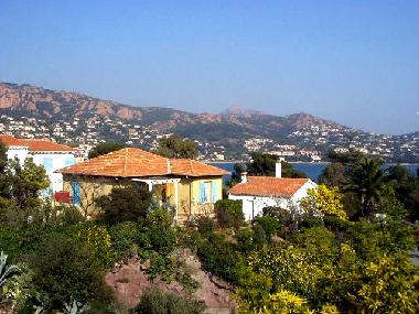 Appartement de vacances �/en/au Agay (Var)ou appartement ou maison de vacances