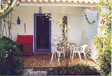 Chambre avec petit d�jeuner �/en/au Aljezur / Vale da Telha/ Arrifana (Algarve)ou appartement ou maison de vacances
