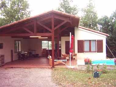 Chalet �/en/au Laroque-Timbaut (Lot-et-Garonne)ou appartement ou maison de vacances
