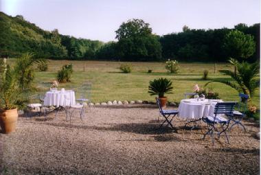 Chambre avec petit d�jeuner �/en/au Pamiers (Ari�ge)ou appartement ou maison de vacances