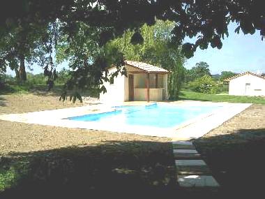 Maison de vacances �/en/au Monbahus (Lot-et-Garonne)ou appartement ou maison de vacances