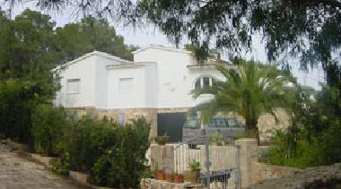 Maison de vacances �/en/au Moraira (Alicante / Alacant)ou appartement ou maison de vacances