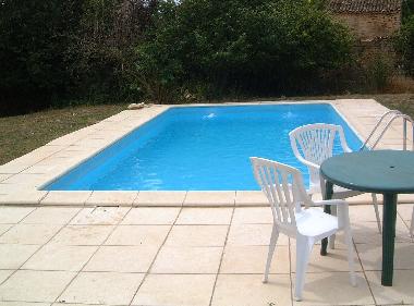 Appartement de vacances �/en/au Chef-Boutonne (Deux-S�vres)ou appartement ou maison de vacances