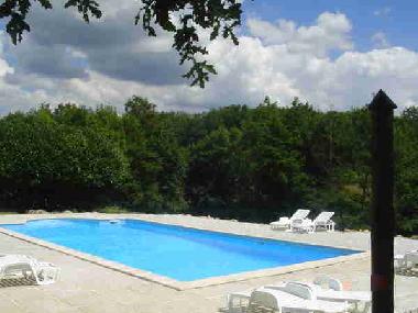 Maison de vacances �/en/au Busserolles (Dordogne)ou appartement ou maison de vacances