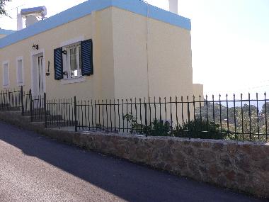 Maison de vacances �/en/au Marathonas Aegina (Attiki)ou appartement ou maison de vacances