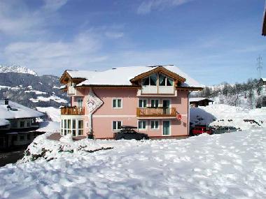 Maison de vacances �/en/au St. Johann/ Alpendorf (Pinzgau-Pongau)ou appartement ou maison de vacances