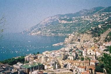 Maison de vacances �/en/au maiori (Salerno)ou appartement ou maison de vacances
