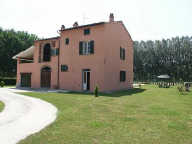 Maison de vacances �/en/au Lucca (Lucca)ou appartement ou maison de vacances