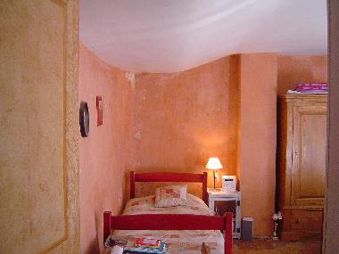 Maison de vacances �/en/au Domazan (Vaucluse)ou appartement ou maison de vacances
