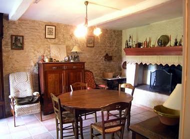 Maison de vacances �/en/au Villeneuve-lez-Avignon (Vaucluse)ou appartement ou maison de vacances