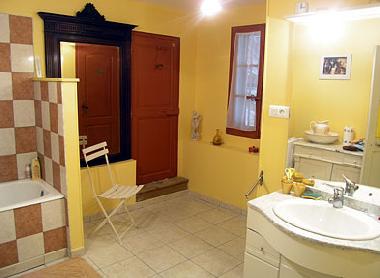 Maison de vacances �/en/au Villeneuve-lez-Avignon (Vaucluse)ou appartement ou maison de vacances