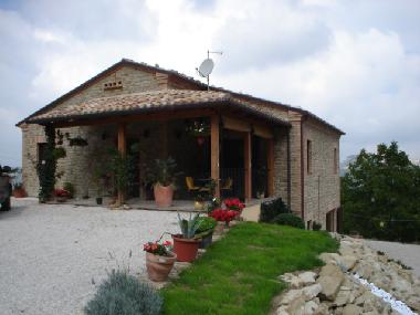 Chambre avec petit d�jeuner �/en/au SMERILLO (Ascoli Piceno)ou appartement ou maison de vacances