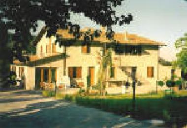 Maison de vacances �/en/au FERMIGNANO (Pesaro e Urbino)ou appartement ou maison de vacances