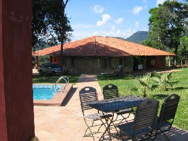 Chambre avec petit d�jeuner �/en/au Melgarejo (Guaira)ou appartement ou maison de vacances