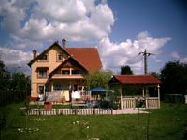 Maison de vacances �/en/au Bradu (Pitesti) (Arges)ou appartement ou maison de vacances