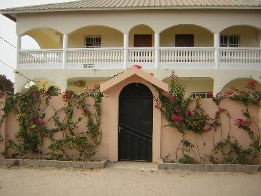 Maison de vacances �/en/au Bijilo (Western)ou appartement ou maison de vacances