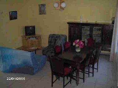 Maison de vacances �/en/au MONTLAUR (Aude)ou appartement ou maison de vacances