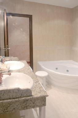 H�tel �/en/au la guardia (Toledo)ou appartement ou maison de vacances