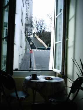 Appartement de vacances �/en/au Montmartre (Paris)ou appartement ou maison de vacances