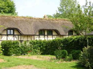 Maison de vacances �/en/au Saint Denis-le-Thiboult (Seine-Maritime)ou appartement ou maison de vacances