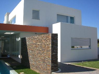 Maison de vacances �/en/au ALVOR (Algarve)ou appartement ou maison de vacances