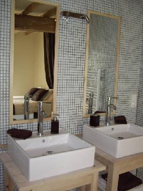 Chambre avec petit d�jeuner �/en/au Toulouse/Carcassonne (Haute-Garonne)ou appartement ou maison de vacances