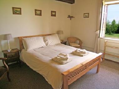 Chambre avec petit d�jeuner �/en/au Saint-Beno�t du Sault (Creuse)ou appartement ou maison de vacances