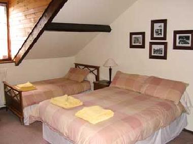 Chambre avec petit d�jeuner �/en/au Saint-Beno�t du Sault (Creuse)ou appartement ou maison de vacances