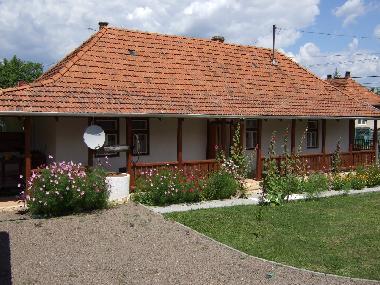 Maison de vacances �/en/au Bodony, nr. Parad (Heves)ou appartement ou maison de vacances