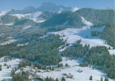Chalet �/en/au Les Paccots (Montreux-Vevey)ou appartement ou maison de vacances