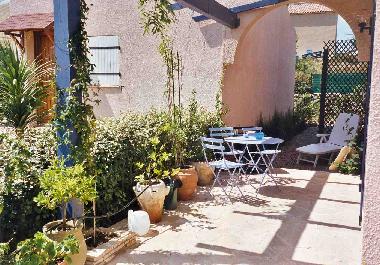 Maison de vacances �/en/au M�ze (H�rault)ou appartement ou maison de vacances