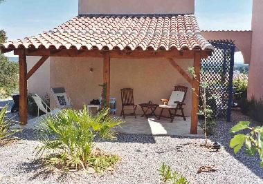 Maison de vacances �/en/au M�ze (H�rault)ou appartement ou maison de vacances
