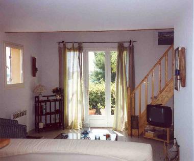 Maison de vacances �/en/au M�ze (H�rault)ou appartement ou maison de vacances