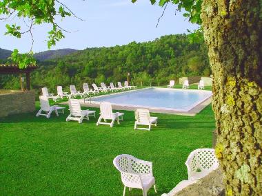 Maison de vacances �/en/au gualdo cattaneo (Perugia)ou appartement ou maison de vacances