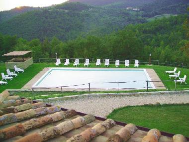 Maison de vacances �/en/au gualdo cattaneo (Perugia)ou appartement ou maison de vacances