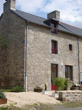Maison de vacances �/en/au Dinge (Ille-et-Vilaine)ou appartement ou maison de vacances