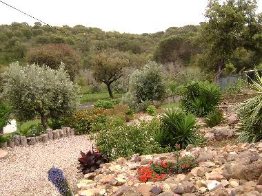 Maison de vacances �/en/au Gr�ndola (Alentejo Litoral)ou appartement ou maison de vacances