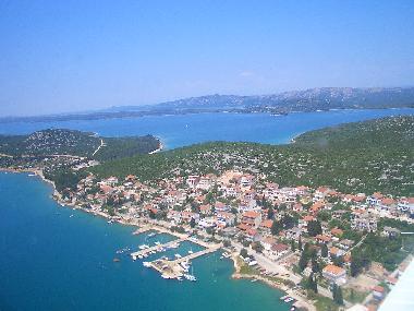 Appartement de vacances �/en/au tisno (Sibensko-Kninska)ou appartement ou maison de vacances