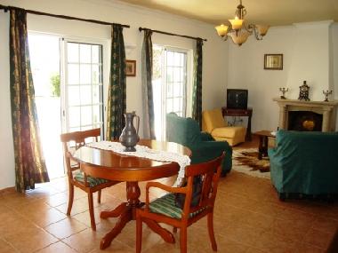 Chambre avec petit d�jeuner �/en/au Sesmarias (Algarve)ou appartement ou maison de vacances