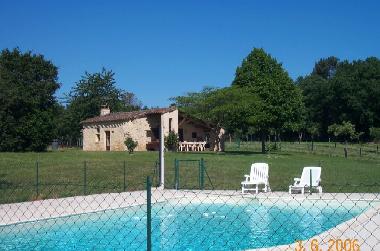 Maison de vacances �/en/au Montagnac sur Lede (Lot-et-Garonne)ou appartement ou maison de vacances
