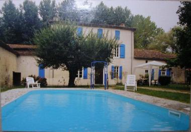 Maison de vacances �/en/au Cours de Mons�gur (Gironde)ou appartement ou maison de vacances