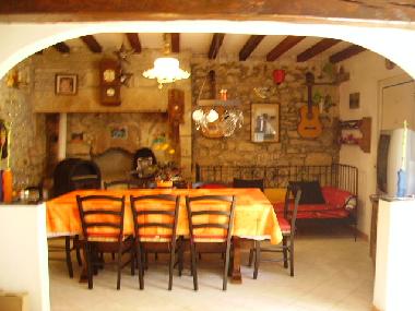 Maison de vacances �/en/au Cours de Mons�gur (Gironde)ou appartement ou maison de vacances