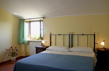 Chambre avec petit d�jeuner �/en/au Ortezzano (AP) (Ascoli Piceno)ou appartement ou maison de vacances