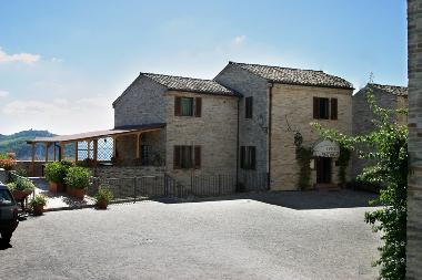 Chambre avec petit d�jeuner �/en/au Ortezzano (AP) (Ascoli Piceno)ou appartement ou maison de vacances